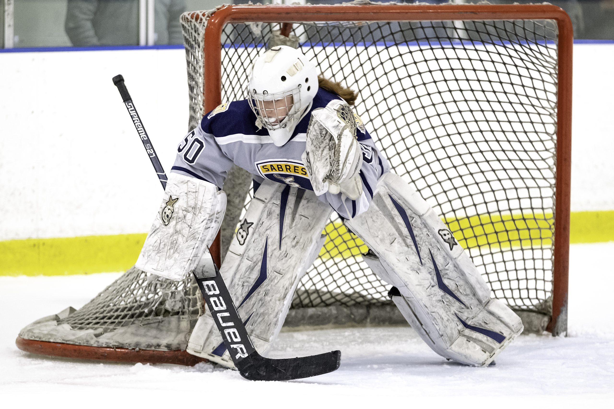 What is the best lens for hockey photography